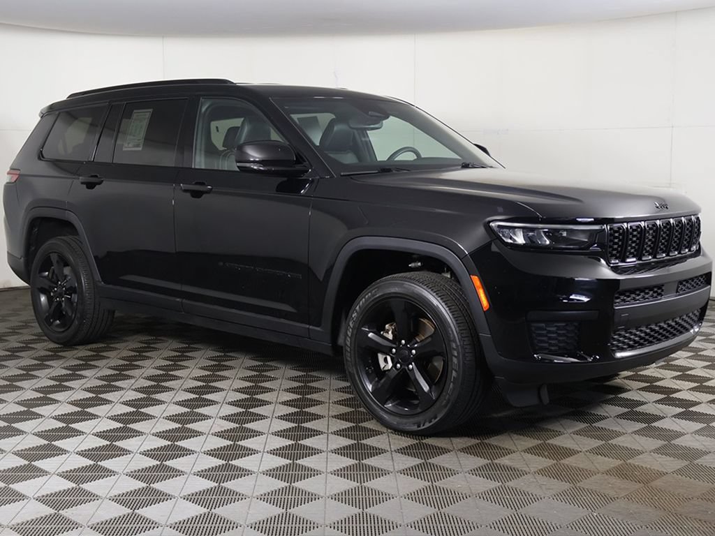 Used 2023 Jeep Grand Cherokee L Laredo AWD/4WD image 49