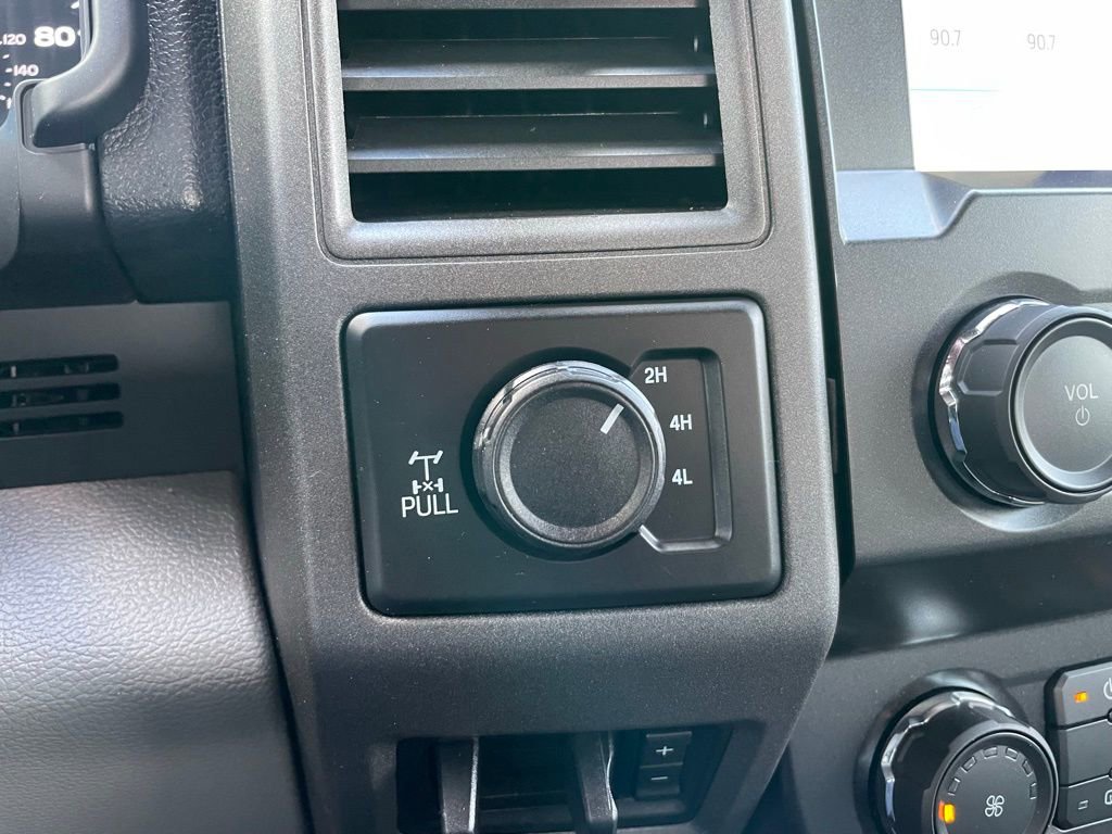 Used 2021 Ford F250 XL w/ Power Equipment Group AWD/4WD image 47