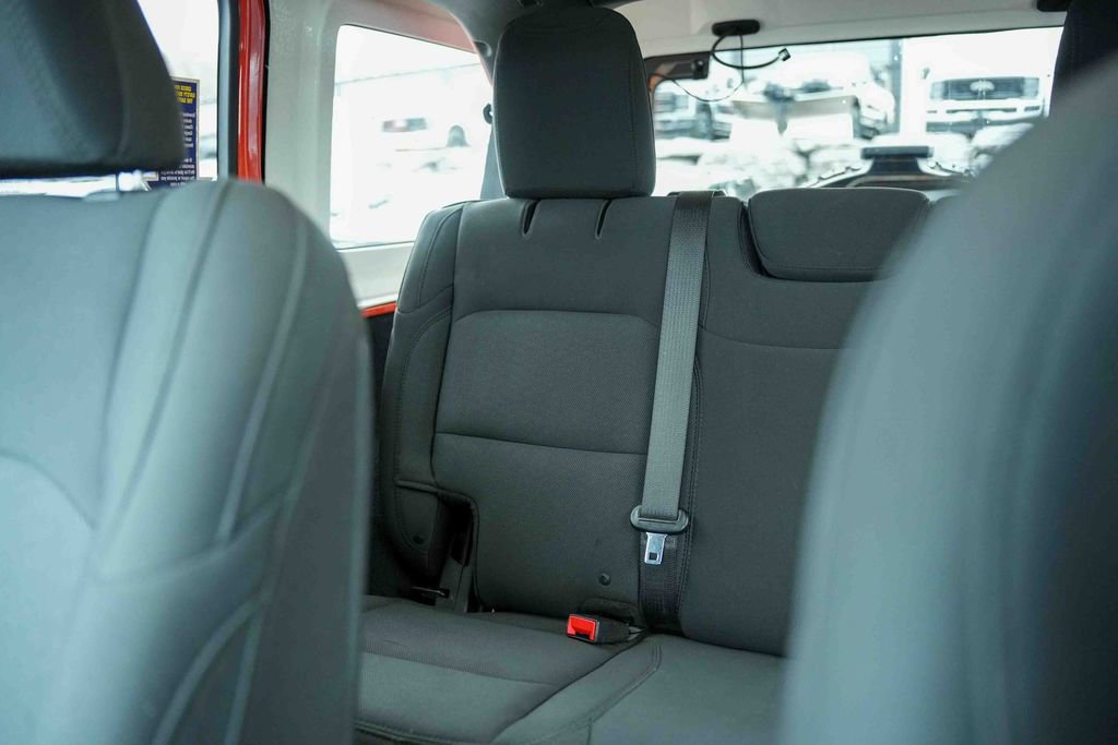 Used 2018 Jeep Wrangler Unlimited Sport image 28