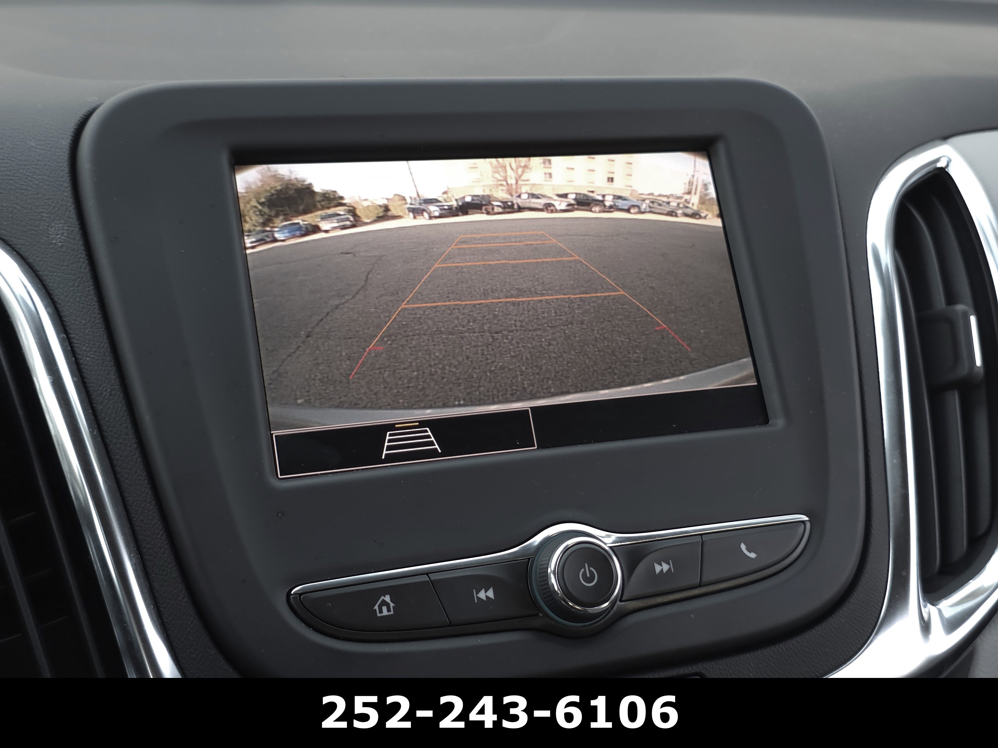 Used 2024 Chevrolet Equinox LS FWD image 15
