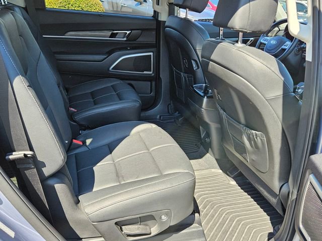 Used 2021 Kia Telluride EX w/ EX Premium Package image 17