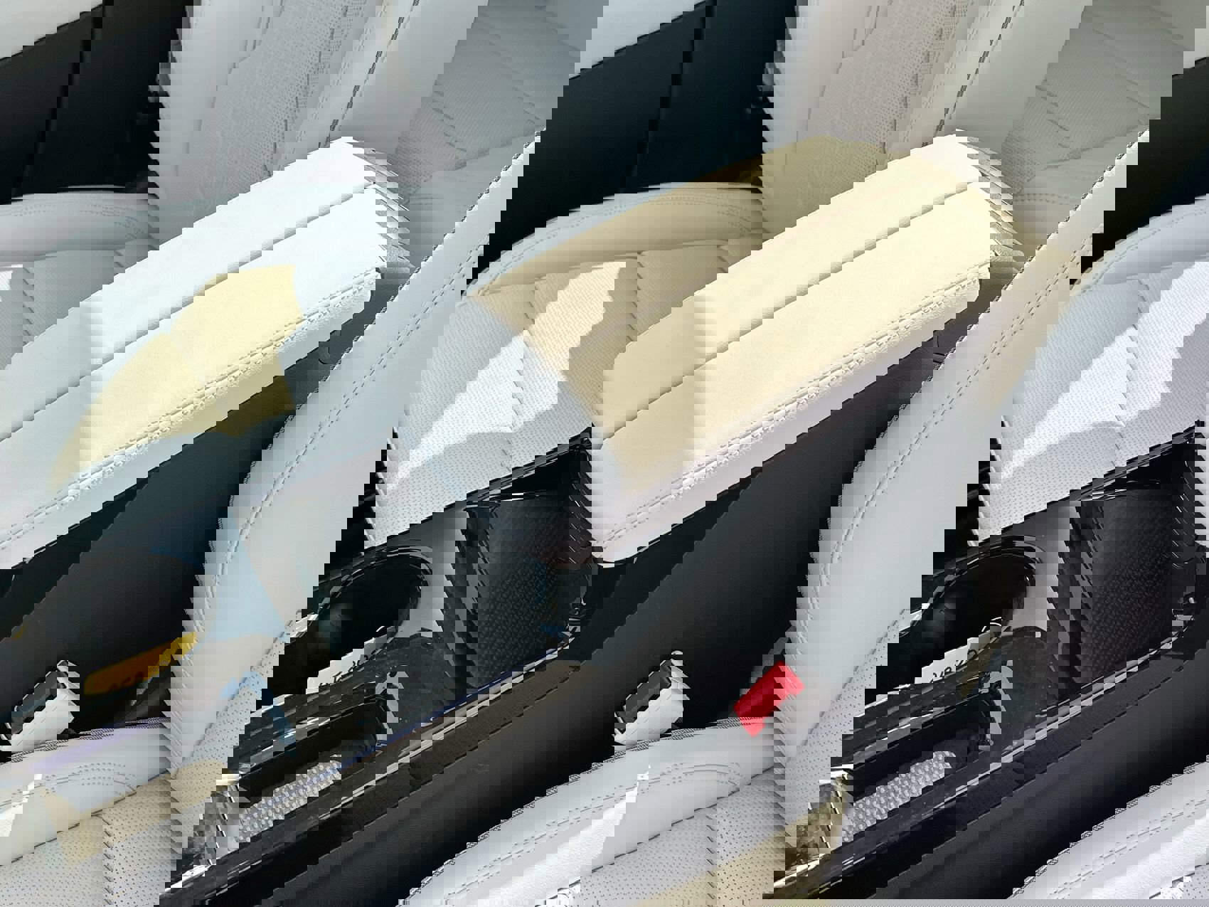 New 2025 Buick Envision Avenir image 18