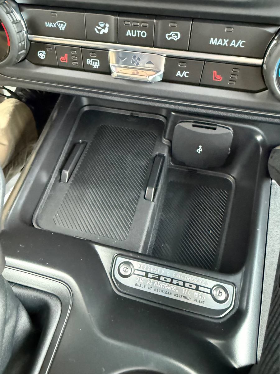 New 2025 Ford Bronco Badlands AWD/4WD image 23