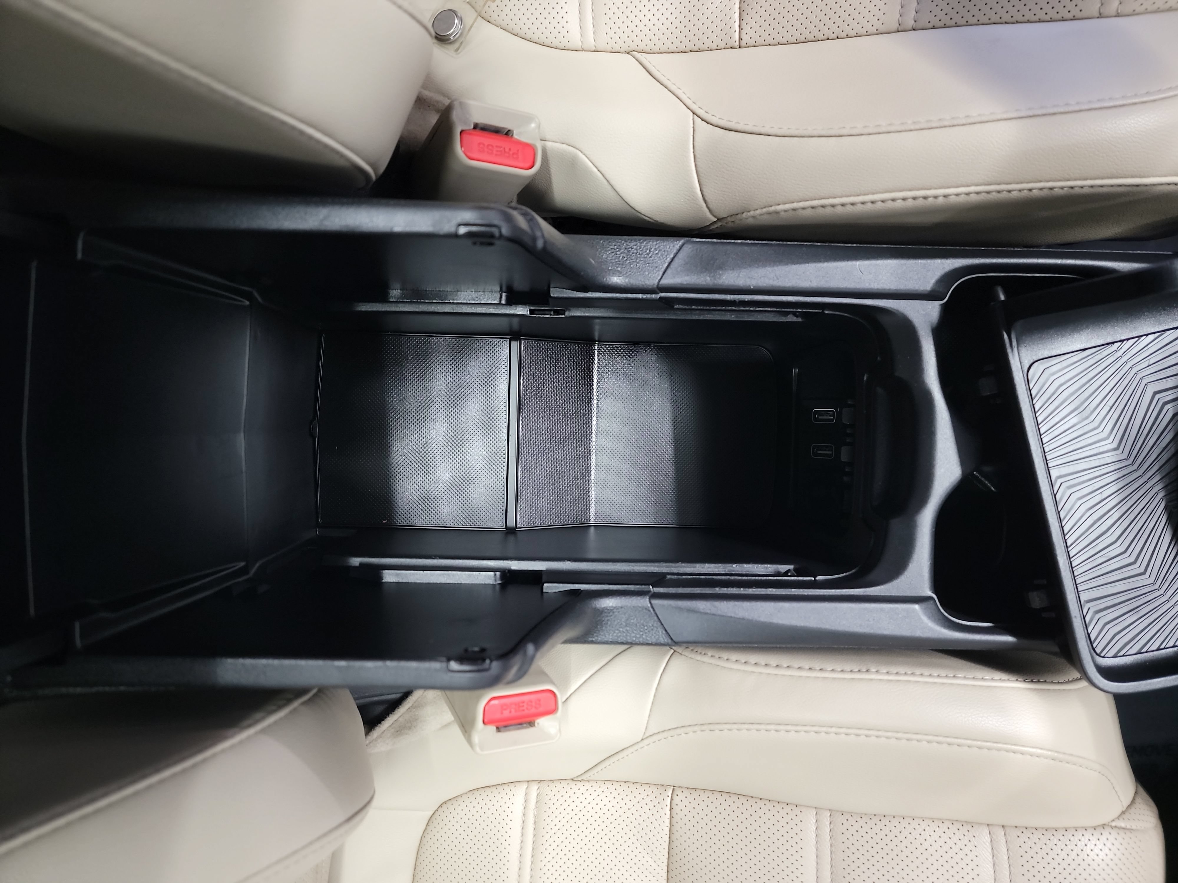 Used 2018 Honda CR-V Touring image 29