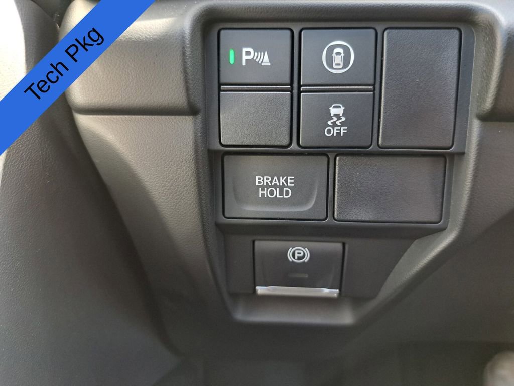 Certified 2025 Acura RDX w/ Technology Package image 15