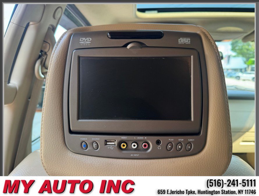 Used 2011 Ford Expedition XLT w/ 202A Rapid Spec Order Code AWD/4WD image 17