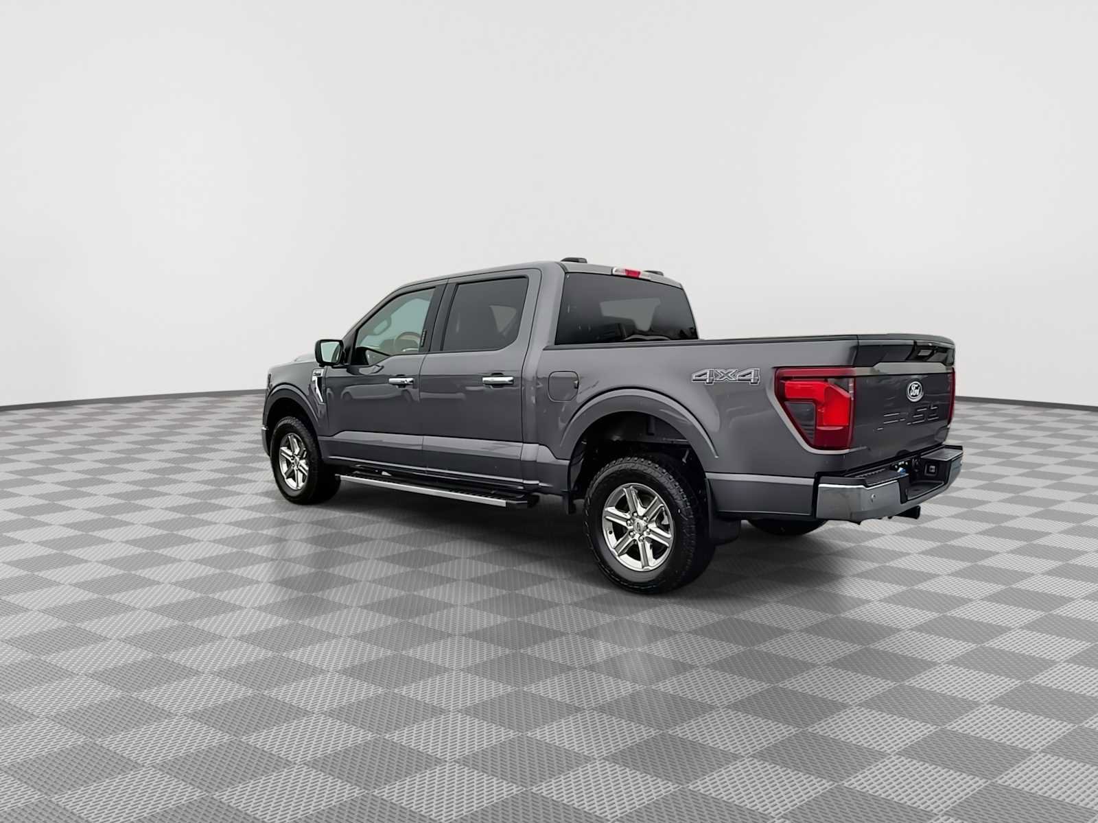 Used 2024 Ford F150 XLT image 6