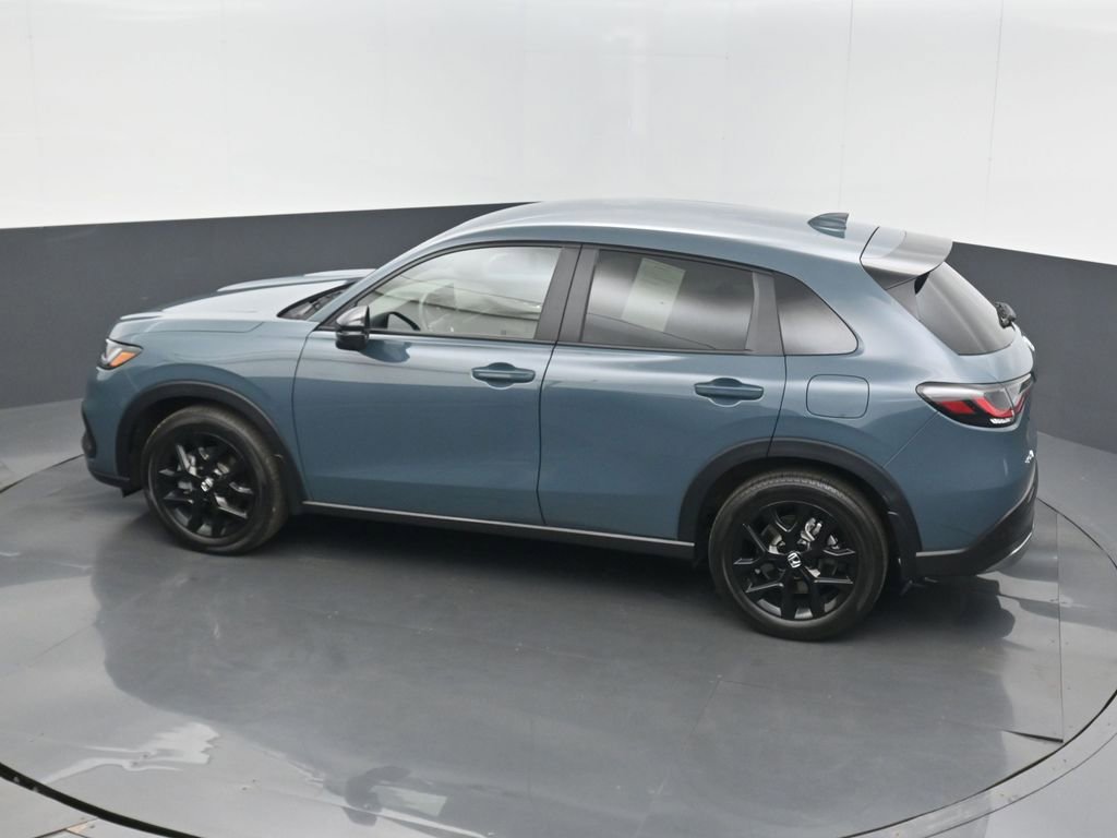 Certified 2025 Honda HR-V Sport image 15