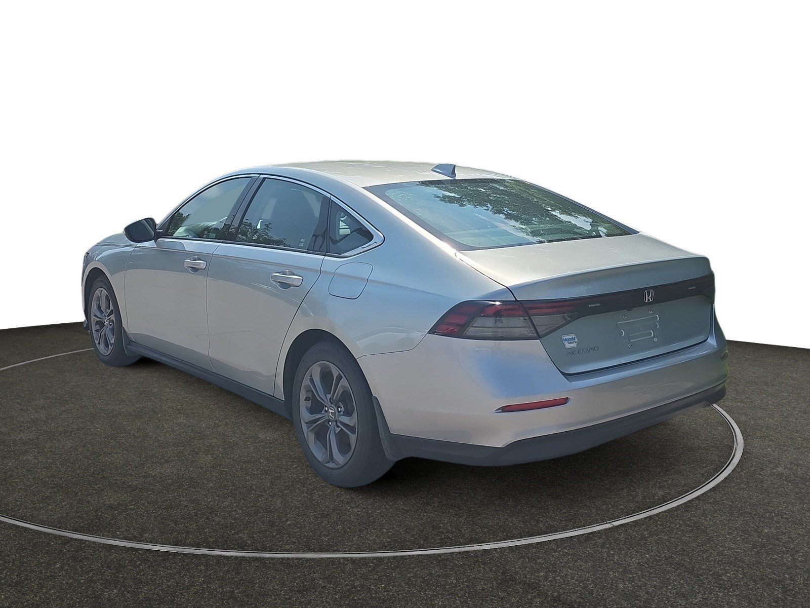 Used 2024 Honda Accord EX image 3