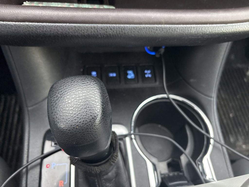 Used 2018 Toyota Highlander LE AWD/4WD image 45