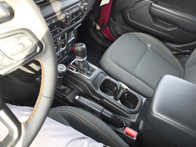 Used 2024 Jeep Gladiator Willys image 31