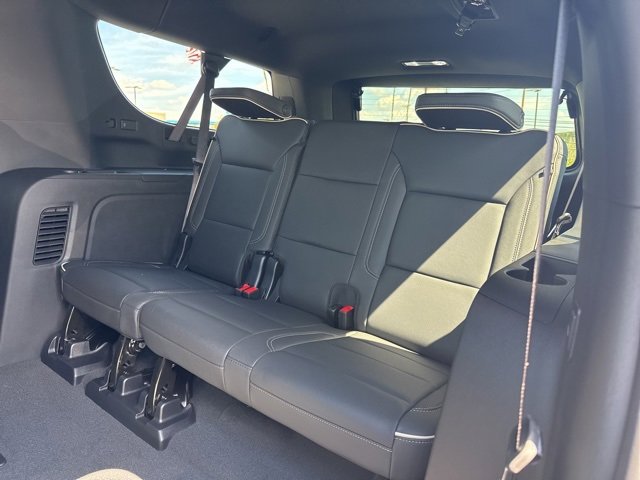 New 2026 Chevrolet Suburban Premier w/ Sun And Tow Package image 18