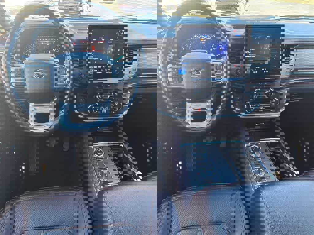 Used 2023 Ford Expedition Limited image 22