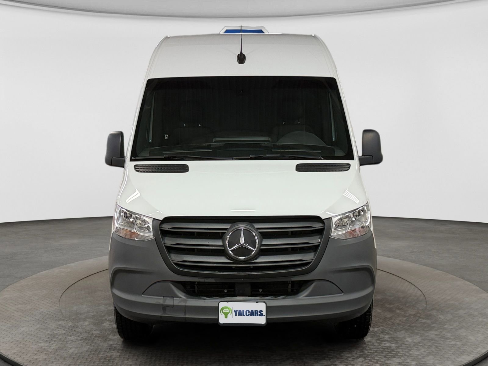 Used 2024 Mercedes-Benz eSprinter 170 Cargo w/ Dashboard Charging Package image 8