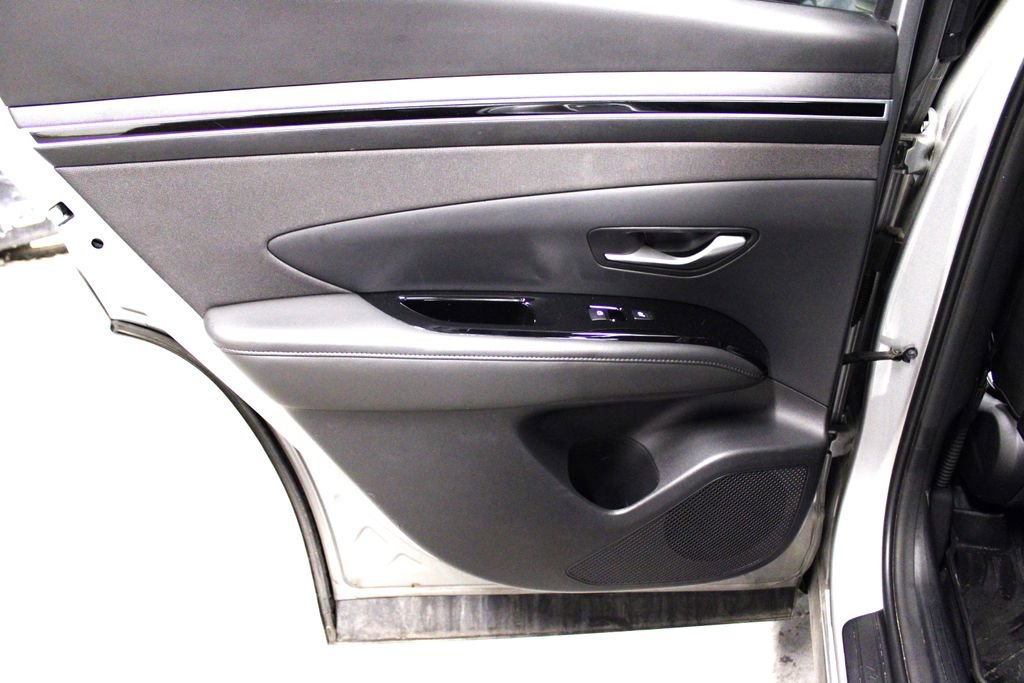 Used 2022 Hyundai Tucson Limited image 36