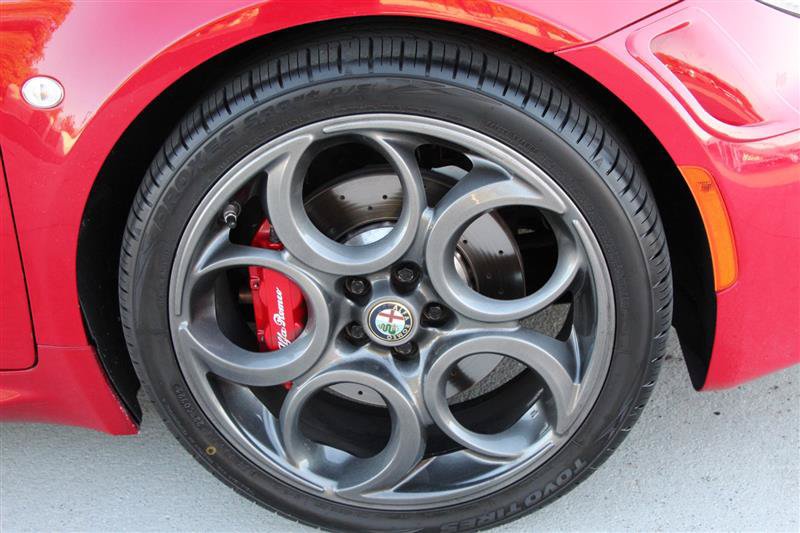 Used 2015 Alfa Romeo 4C Launch Edition w/ Convenience Group RWD image 41