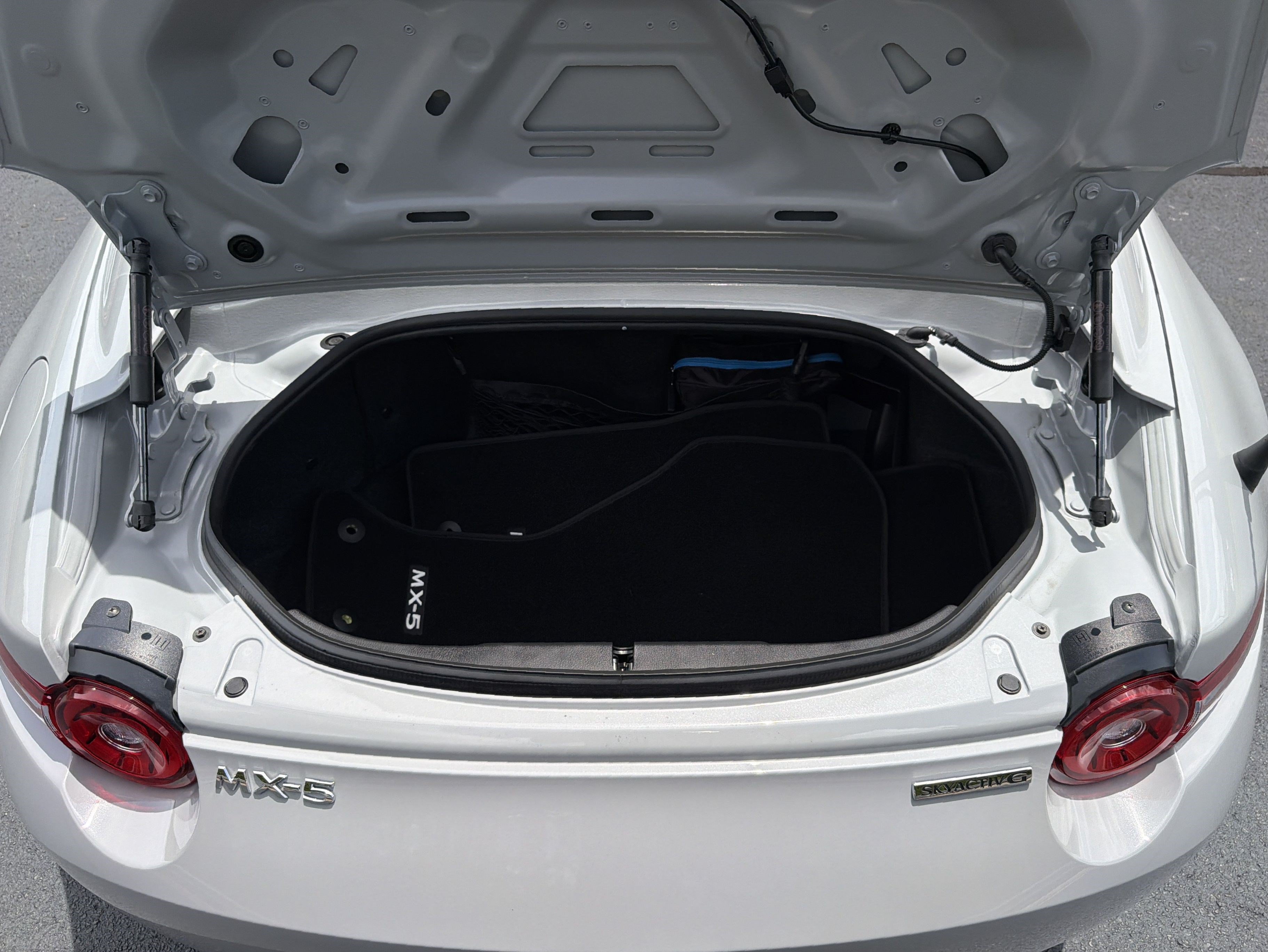Used 2026 MAZDA MX-5 Miata RF Grand Touring RWD image 50
