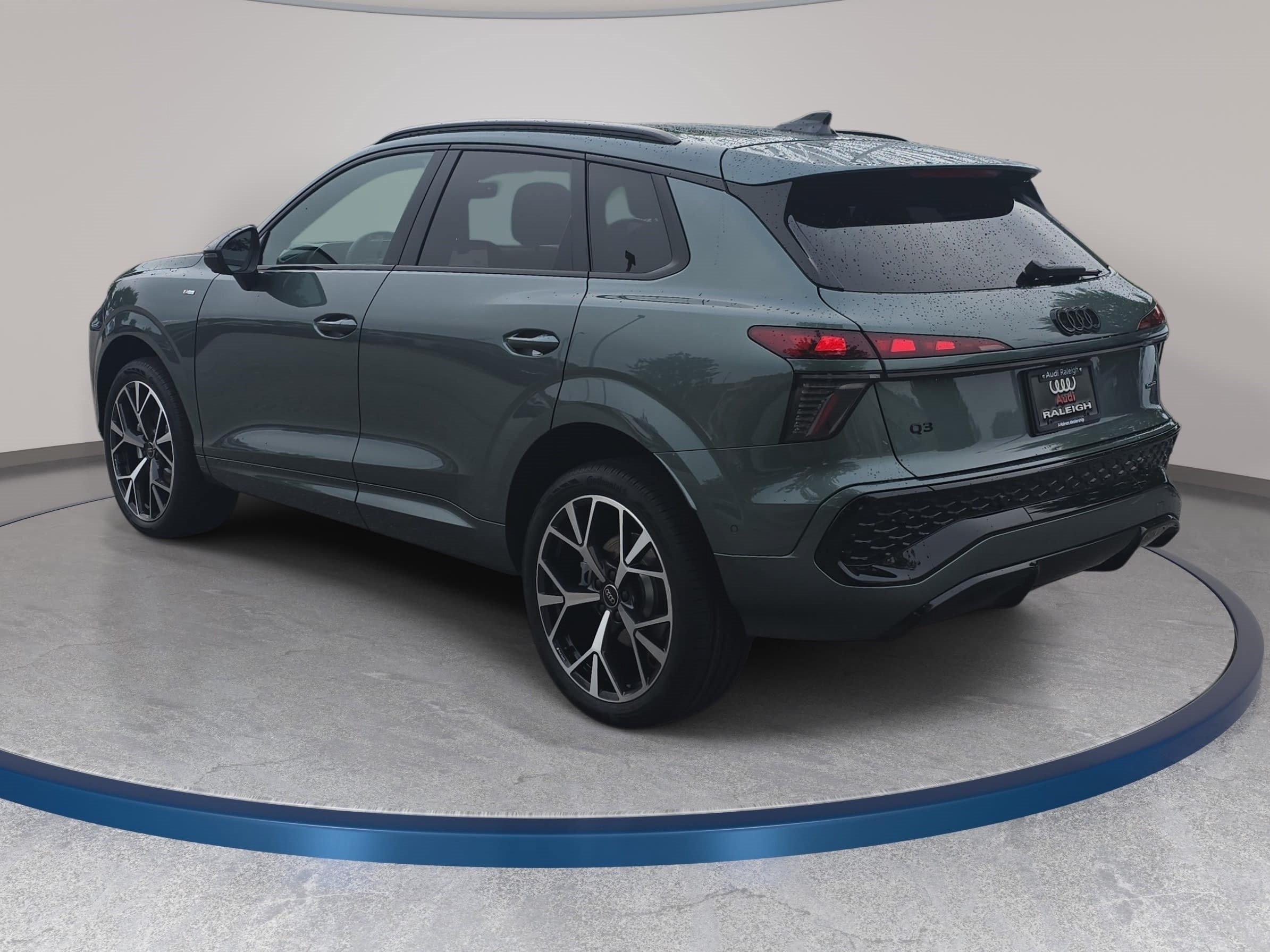 New 2026 Audi Q3 quattro 2.0T AWD/4WD image 7