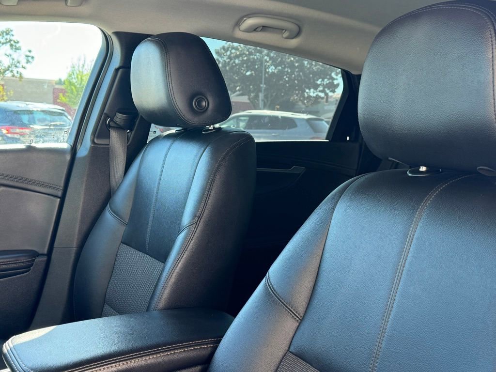 Used 2019 Chevrolet Impala LT FWD image 13