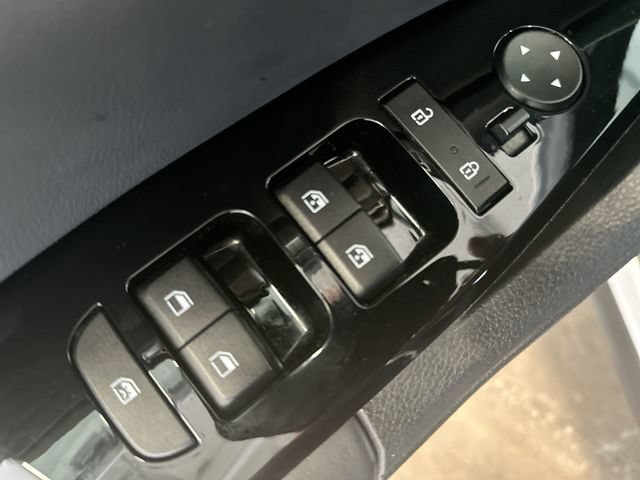 Used 2024 Kia Sportage X-Line AWD/4WD image 17