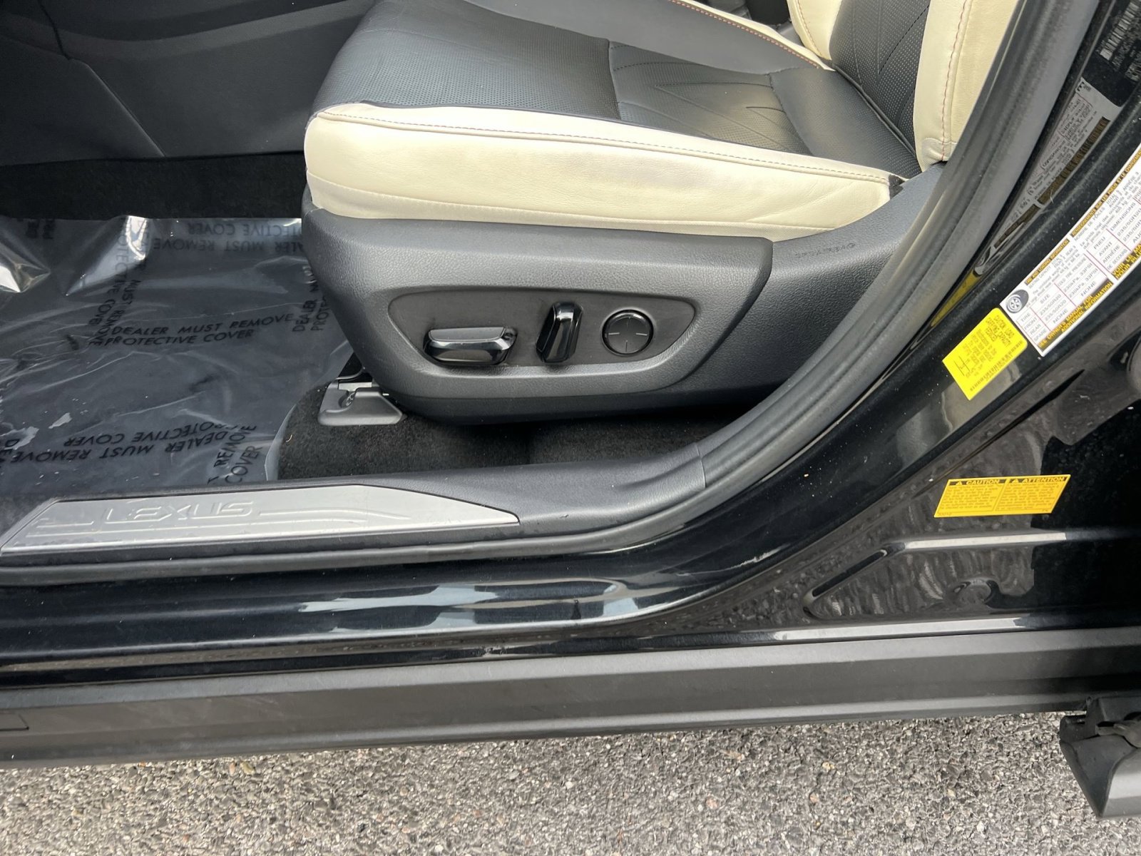 Used 2022 Lexus NX 450h+ 450h+ Luxury image 14