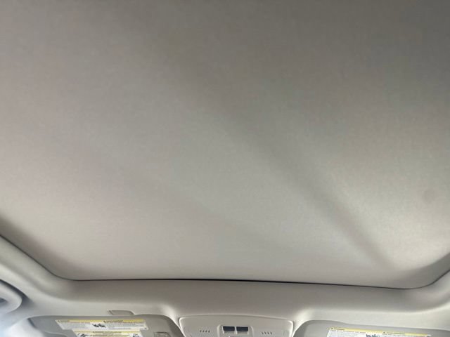 Used 2019 Buick Envision Essence AWD/4WD image 33