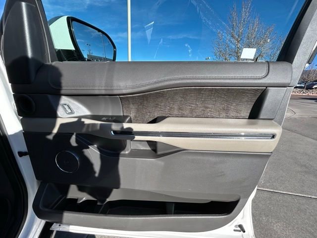 Used 2019 Ford Expedition Limited w/ Special Edition Package image 32