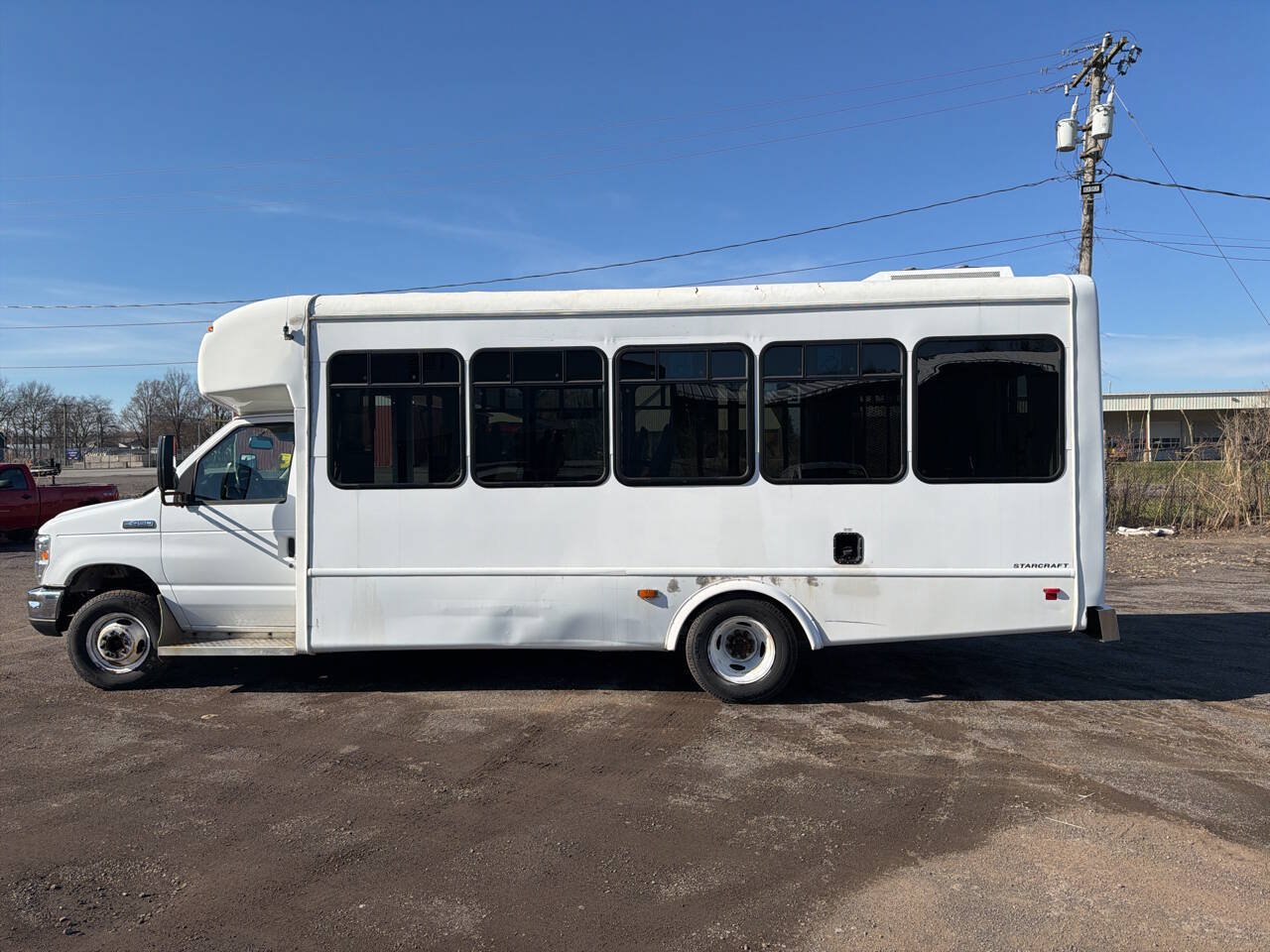 Used 2019 Ford E-450 and Econoline 450 Super Duty w/ Shuttle Bus Prep Package RWD image 9