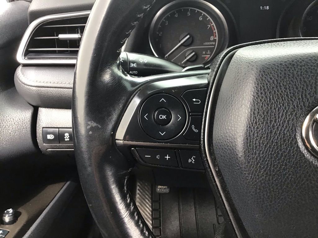 Used 2021 Toyota Camry SE image 20