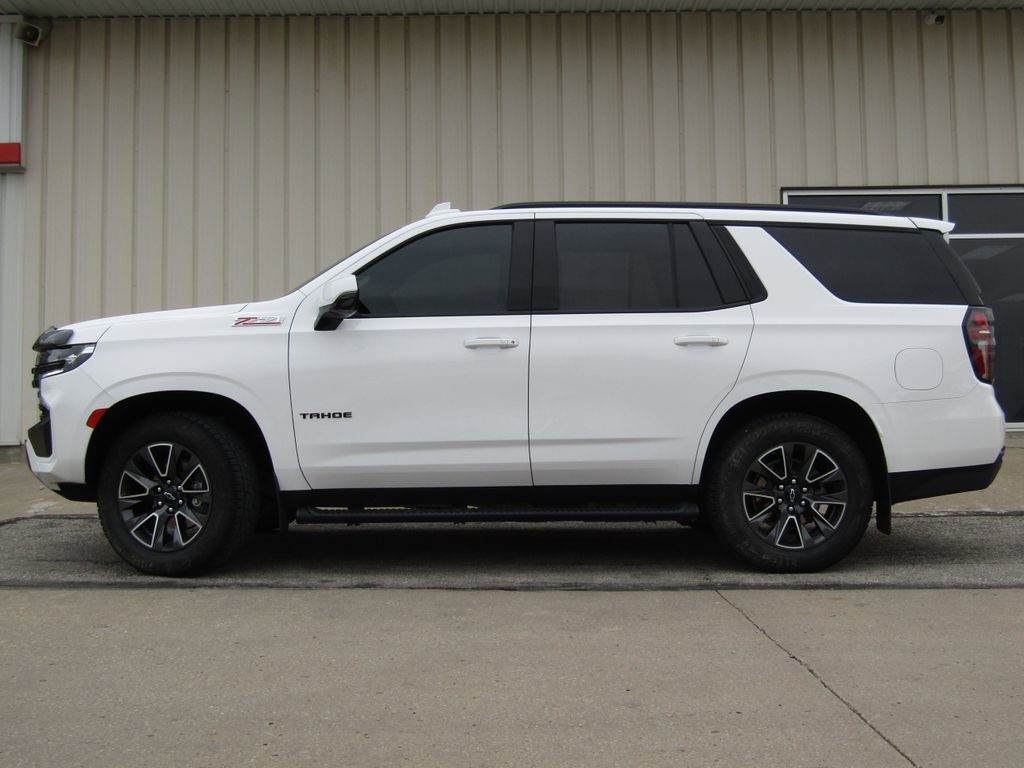 Used 2023 Chevrolet Tahoe Z71 w/ Luxury Package AWD/4WD image 11