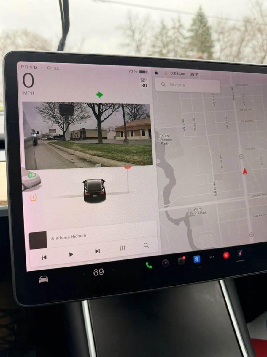 Used 2019 Tesla Model 3 Long Range image 9
