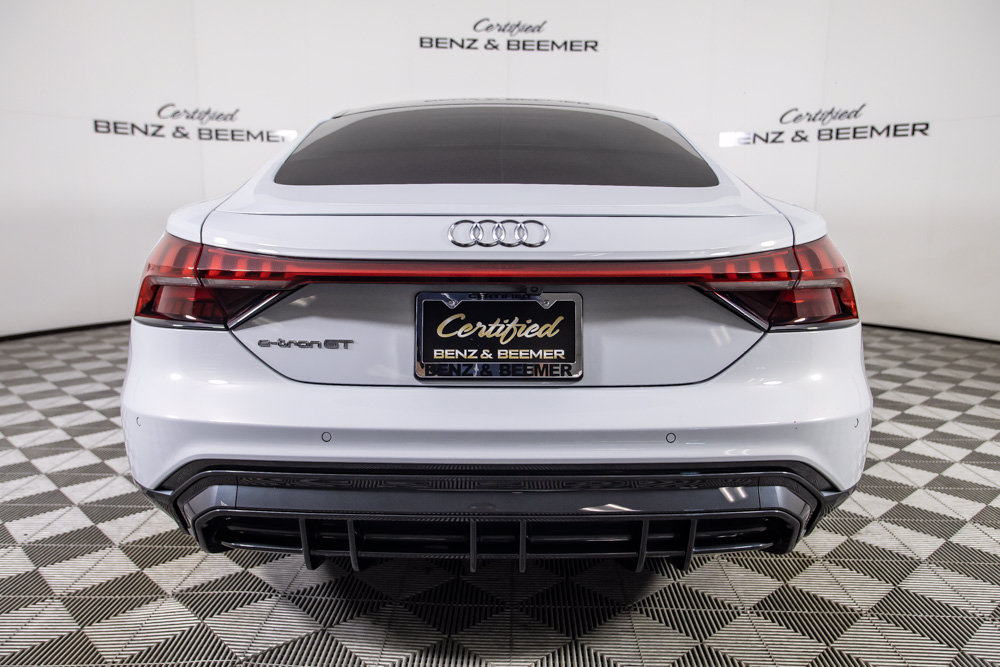 Used 2023 Audi e-tron GT Premium Plus AWD/4WD image 7