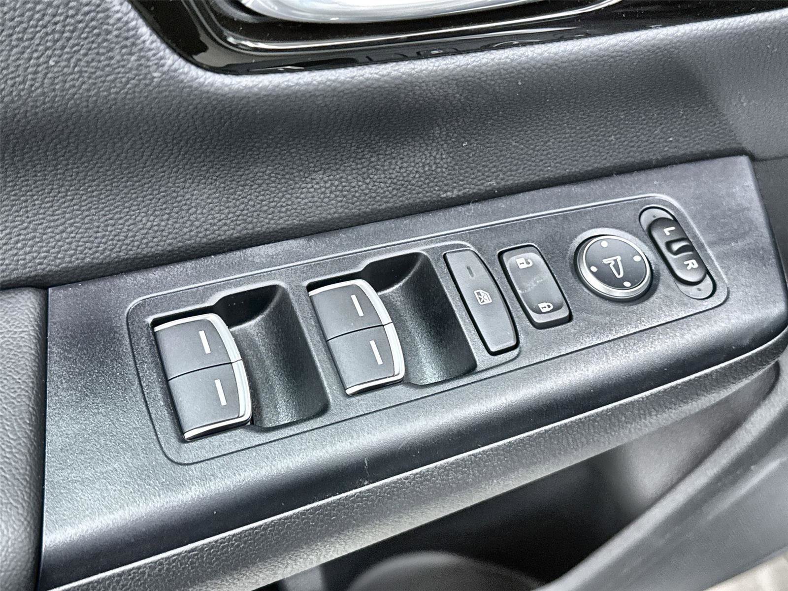 New 2026 Honda CR-V EX-L image 12