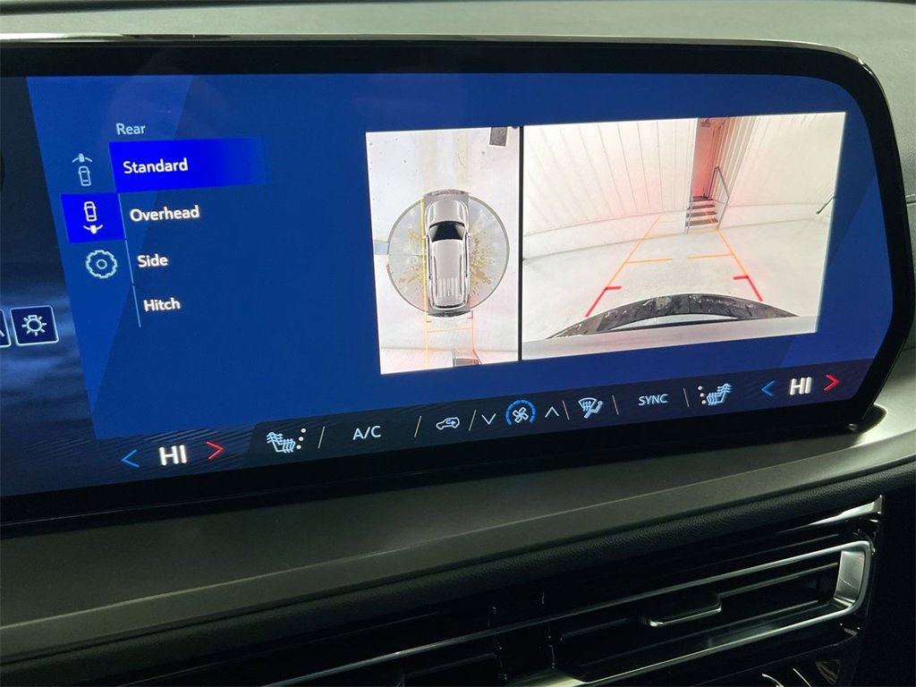 New 2026 Chevrolet Traverse LT w/ Driver Confidence Package image 15