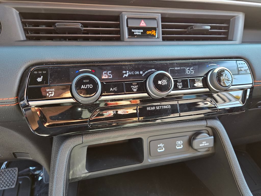 New 2026 Honda Pilot Sport image 21
