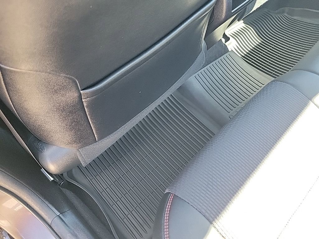 Used 2017 Toyota Camry SE image 35