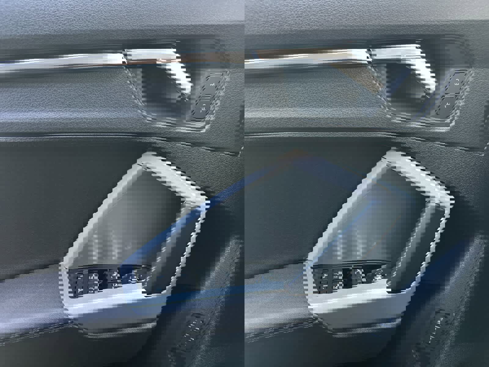 Used 2023 Audi Q3 2.0T Premium w/ Convenience Package AWD/4WD image 12