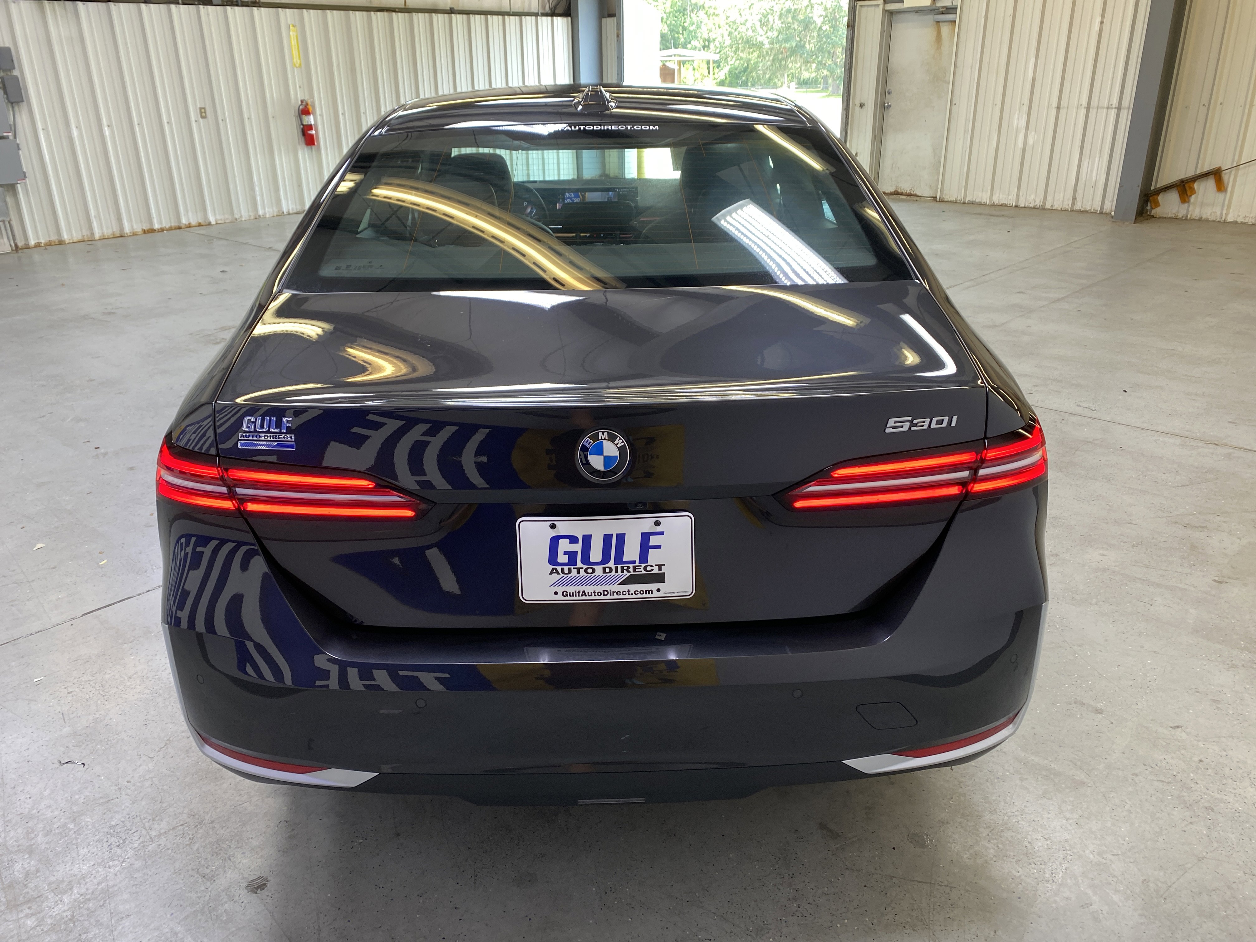 Used 2025 BMW 530i image 7