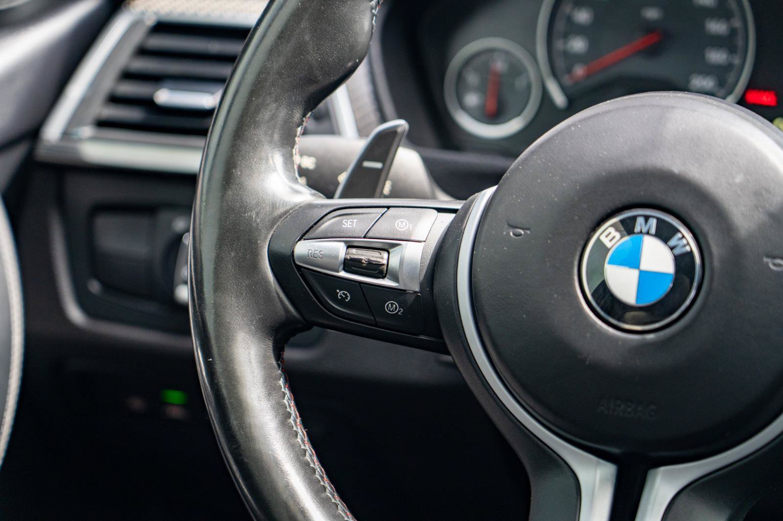 Used 2016 BMW M3 RWD image 25