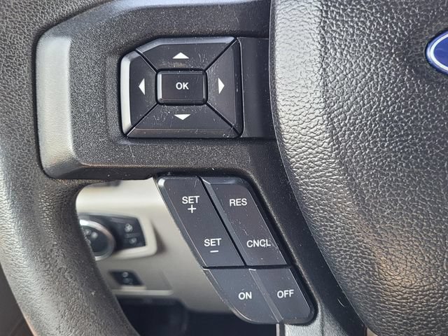 Used 2017 Ford F250 XLT w/ XLT Premium Package AWD/4WD image 28