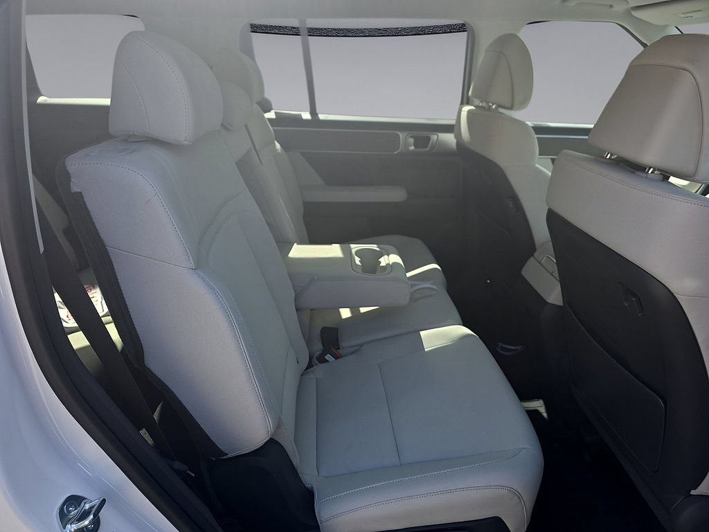 New 2026 Hyundai Santa Fe SE FWD image 19