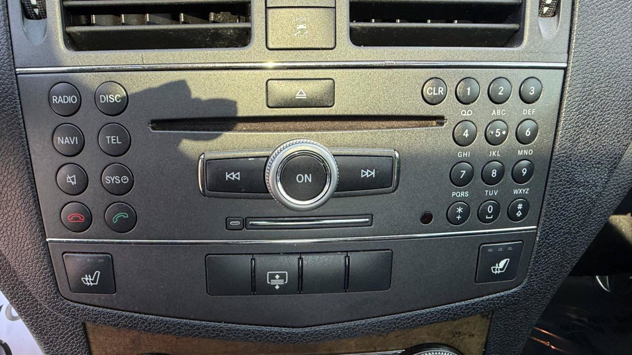 Used 2010 Mercedes-Benz C 63 AMG Sedan image 25