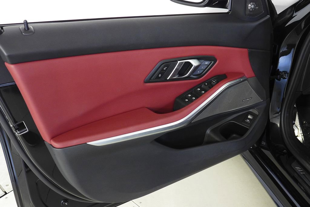 Used 2024 BMW M340i w/ Premium Package image 11