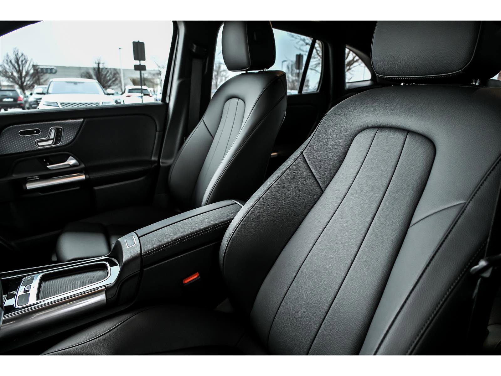 Certified 2026 Mercedes-Benz GLA 250 4MATIC image 7