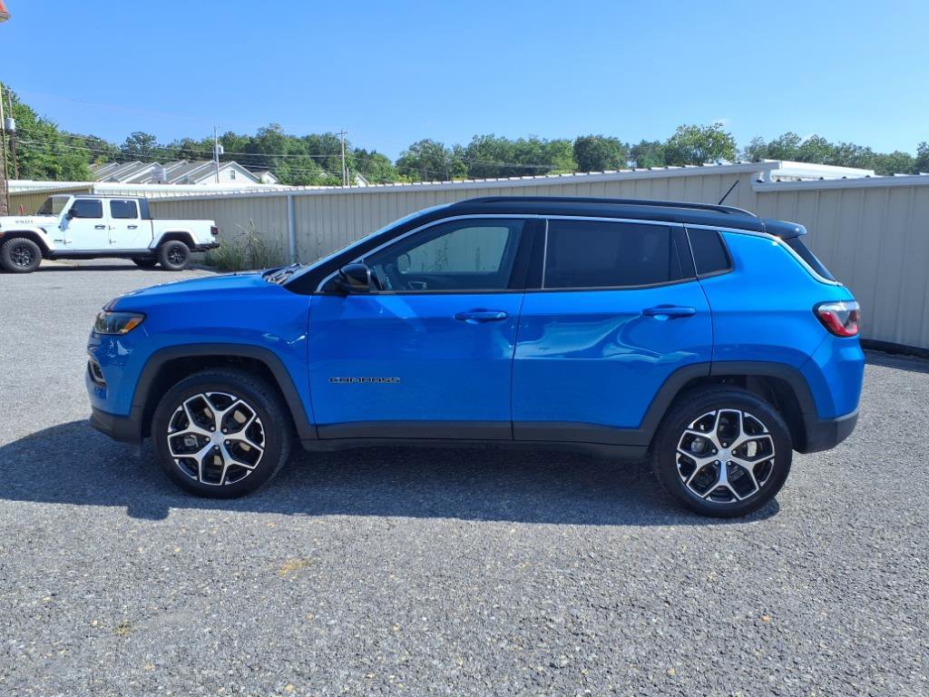 Used 2024 Jeep Compass Limited video 2