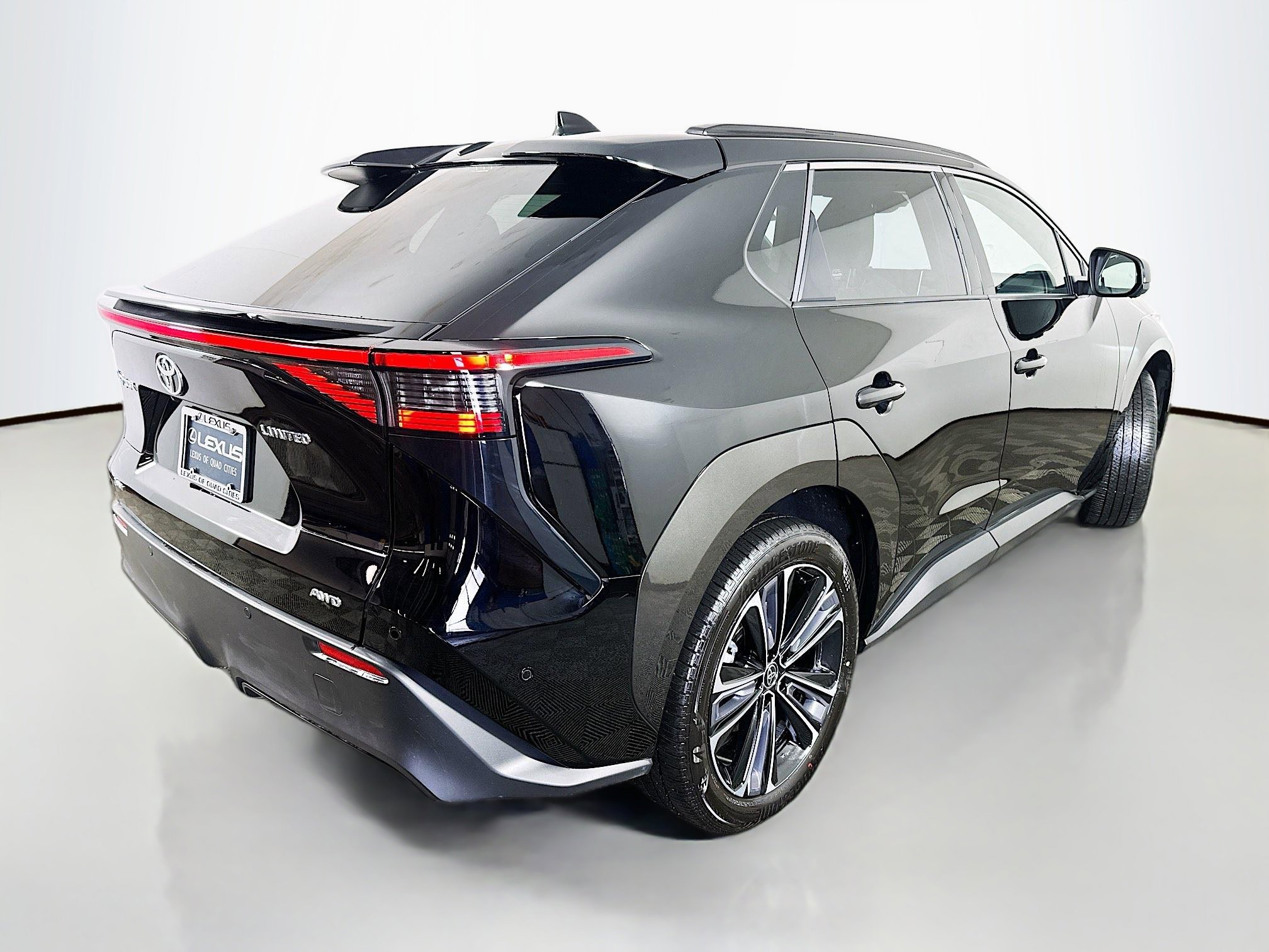 Used 2024 Toyota bZ4X Limited w/ Weather Package image 7