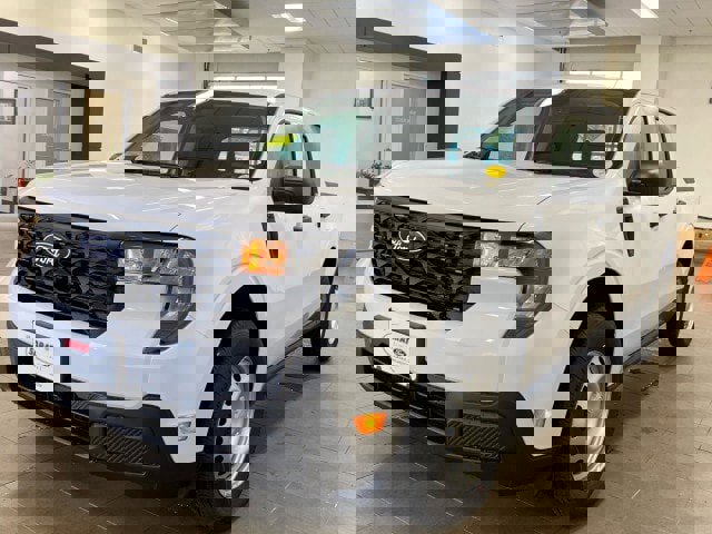 New 2025 Ford Maverick XL w/ Equipment Group 101A image 4