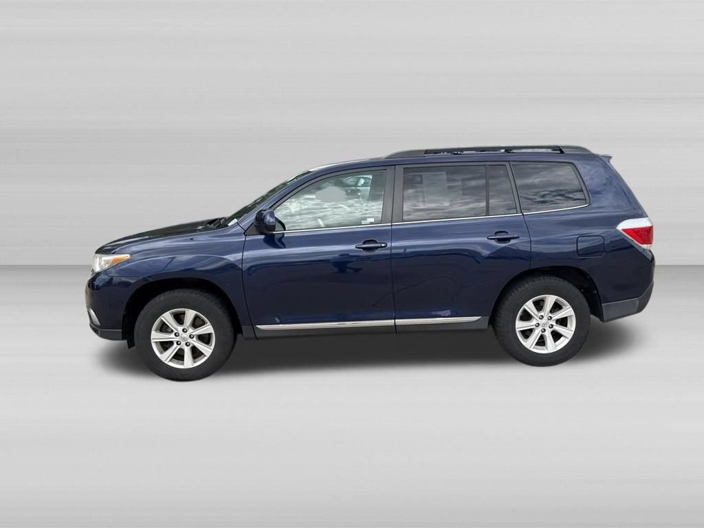 Used 2011 Toyota Highlander SE w/ Tow Pkg AWD/4WD image 9