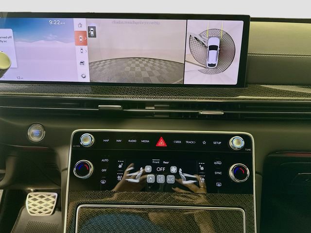 New 2026 Genesis GV80 3.5T e-SC AWD/4WD image 13