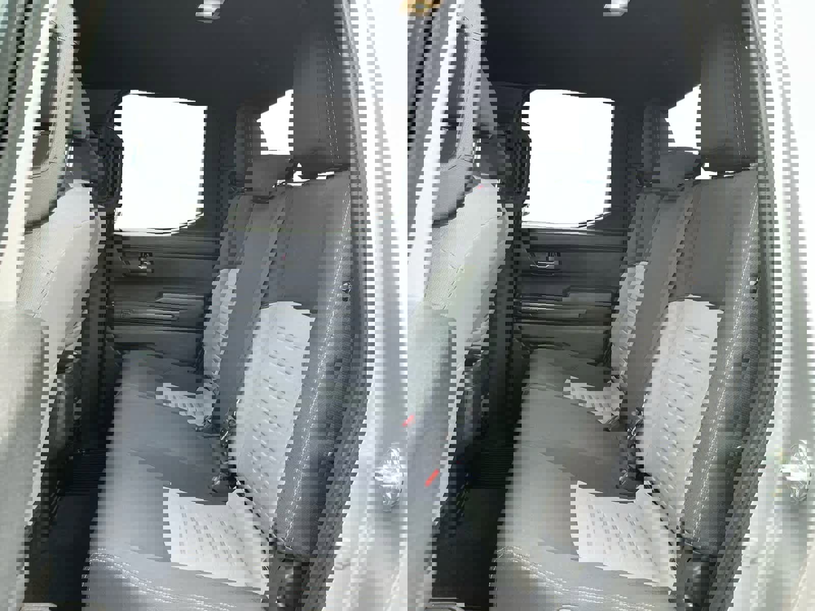 Used 2025 Toyota Tacoma TRD Sport image 16